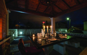 Camino Apartment